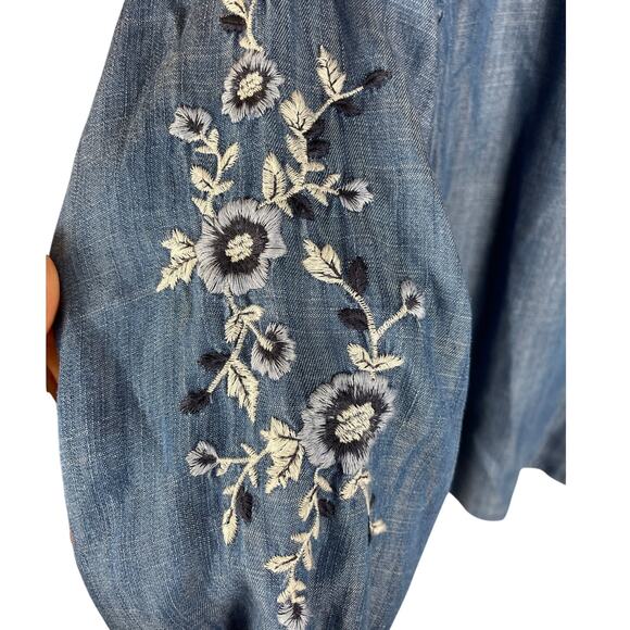 Lauren Conrad Tencel Chambray Floral‎ Embroidered Long Sleeve Swing Top Size XS - Picture 4 of 8